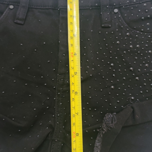 BLANK NYC Women's Black Studded Shorts SZ 27 - Picture 10 of 10